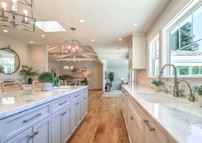 Captivating Kitchen and Home Makeover