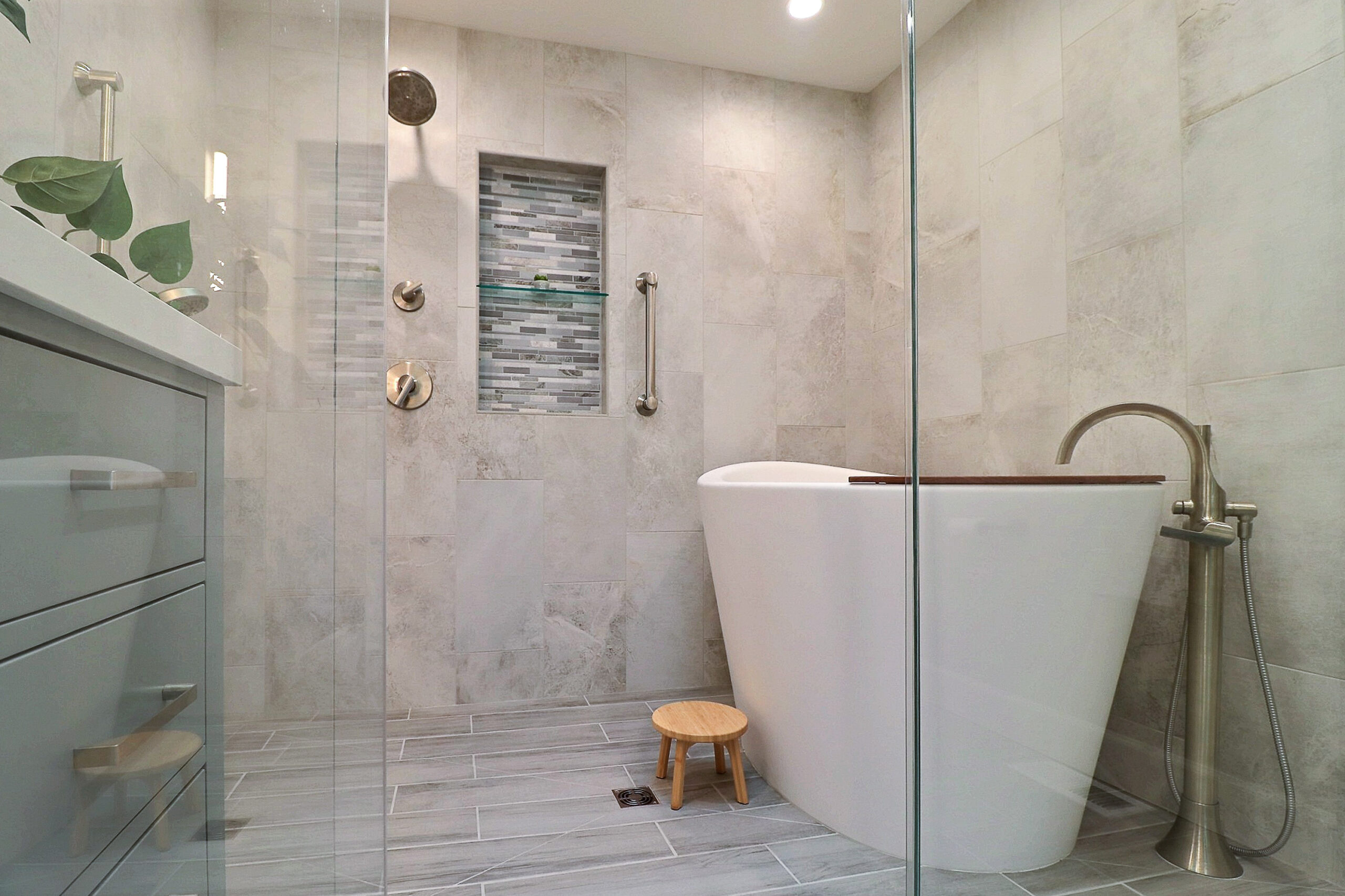 bathroom remodeling contractor, Bathroom Remodels